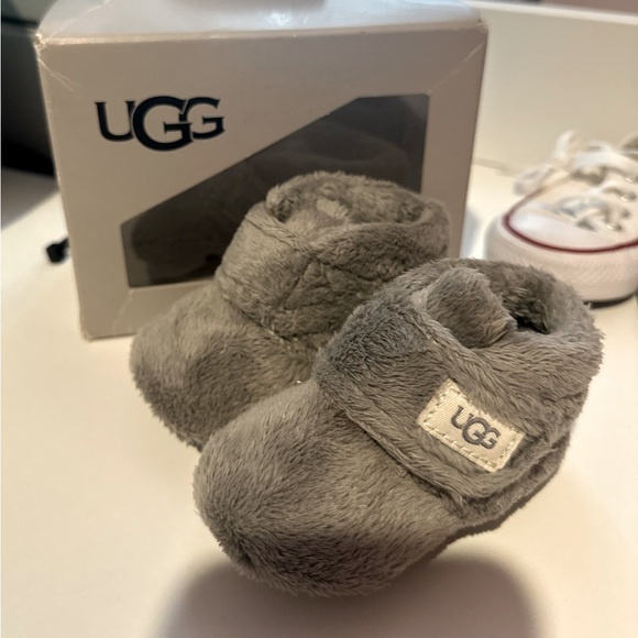 Ugg bixbee booties - Picture 1 of 4